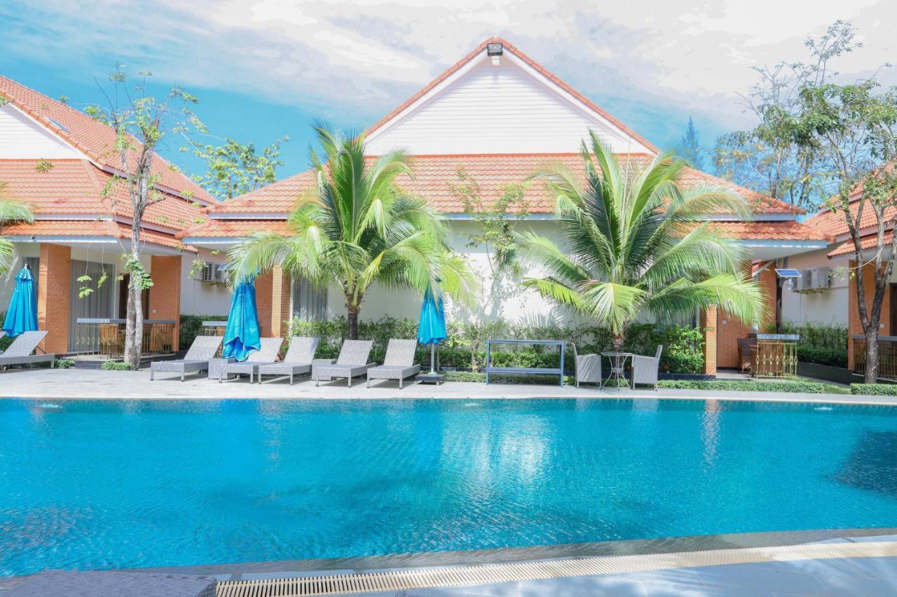 Sea Breeze Hotel & Villa Sihanoukville Exterior photo